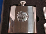 Flask Set Hip - Celtic Knot Flower